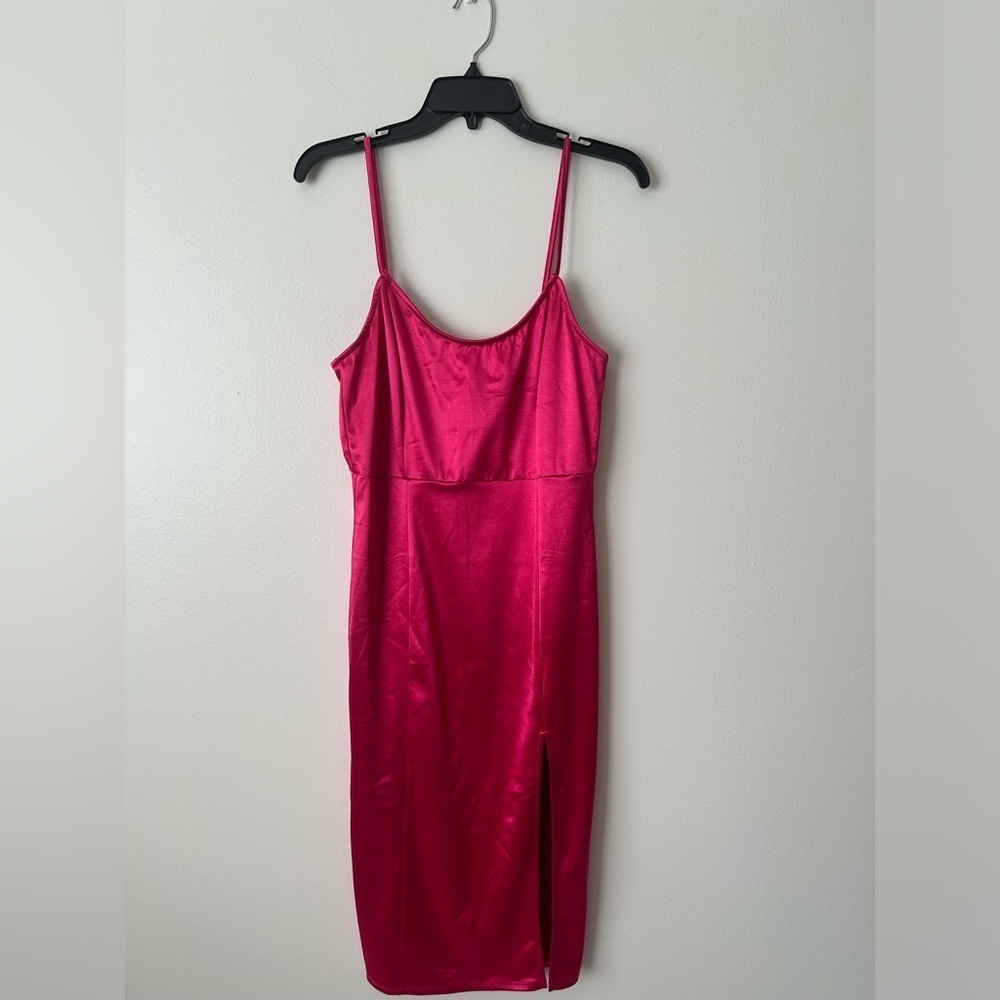 Brand new with Tag Forever 21 Pink dress size large